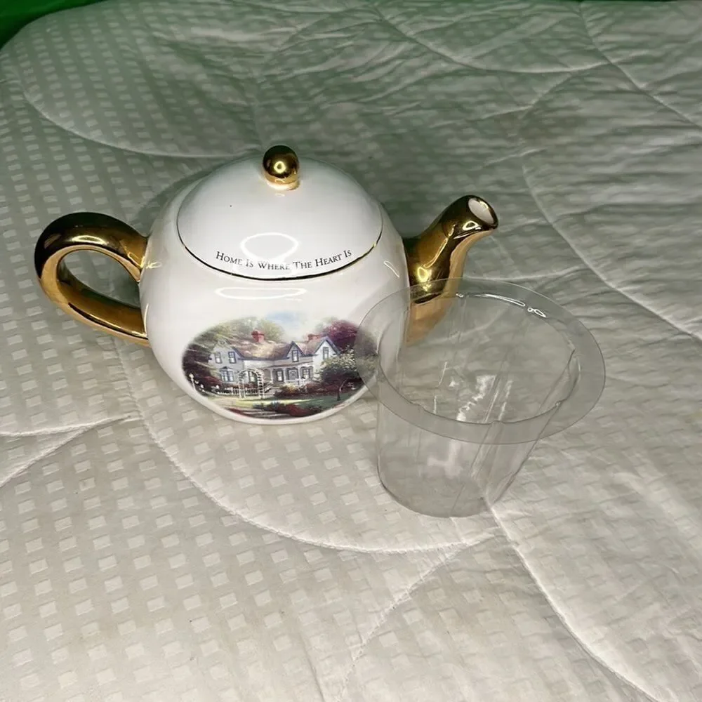 Thomas Kinkade Teapot,